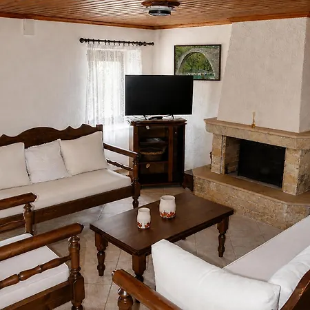 Apartament Pilaiea Kalliston Traditional House Near Trikala-Meteora-Pertouli Pialeia